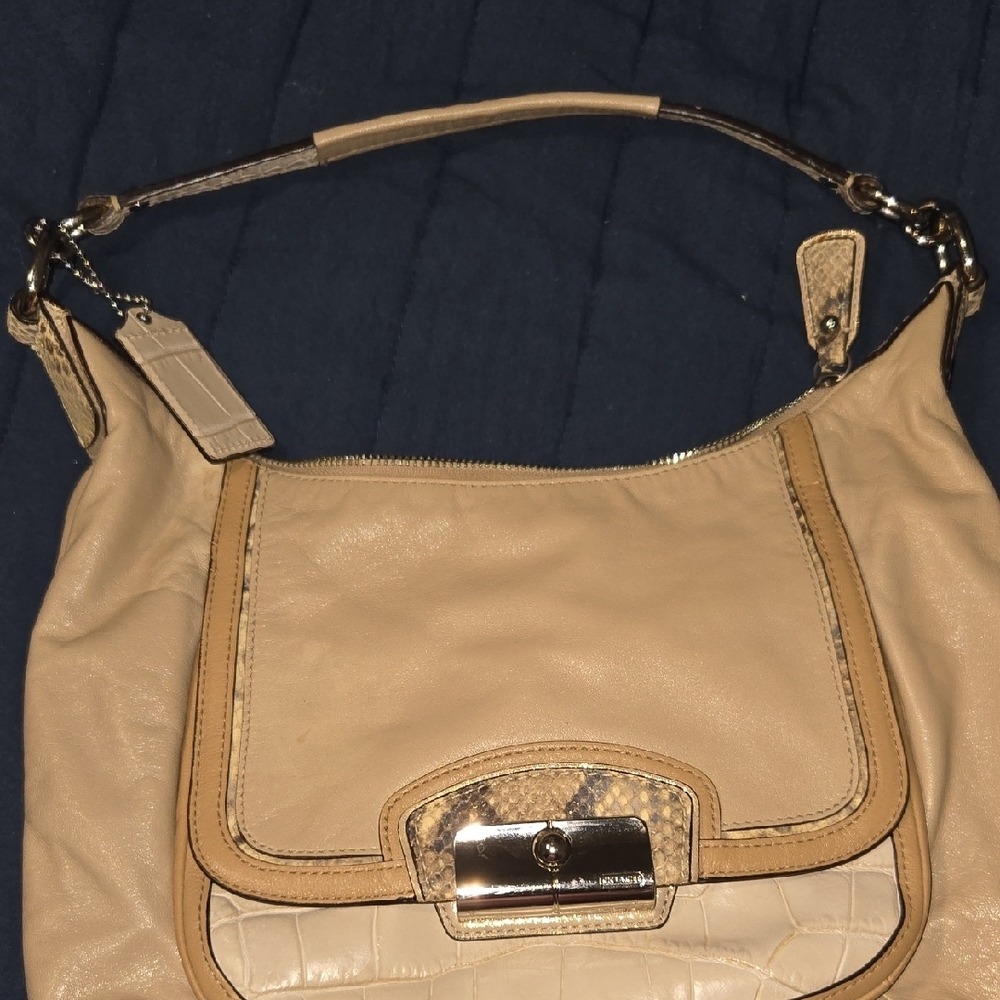 Coach Kristin Hobo Tan Leather Bag - Picture 12 of 13